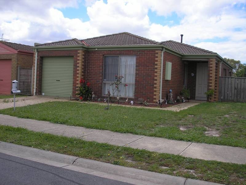 7 Orlit Close, Cranbourne North VIC 3977