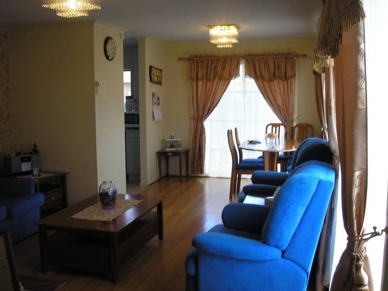 7 Orlit Close, Cranbourne North VIC 3977