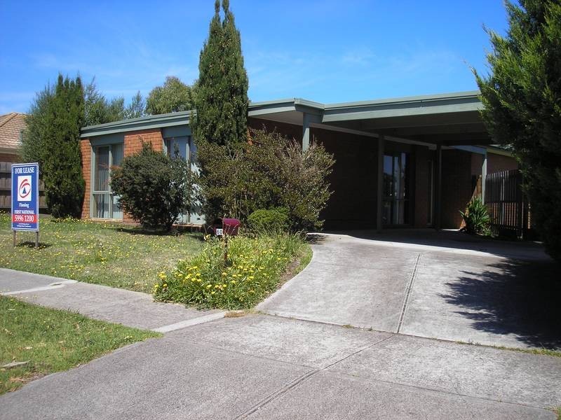 60 Willora Crescent, Cranbourne VIC 3977