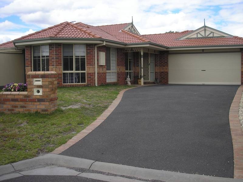 3 Wisteria Court, Skye VIC 3977