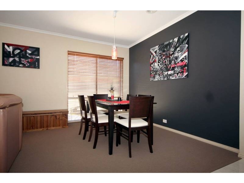Cranbourne VIC 3977