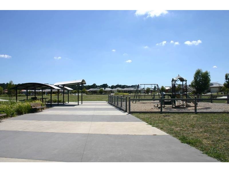 Cranbourne VIC 3977