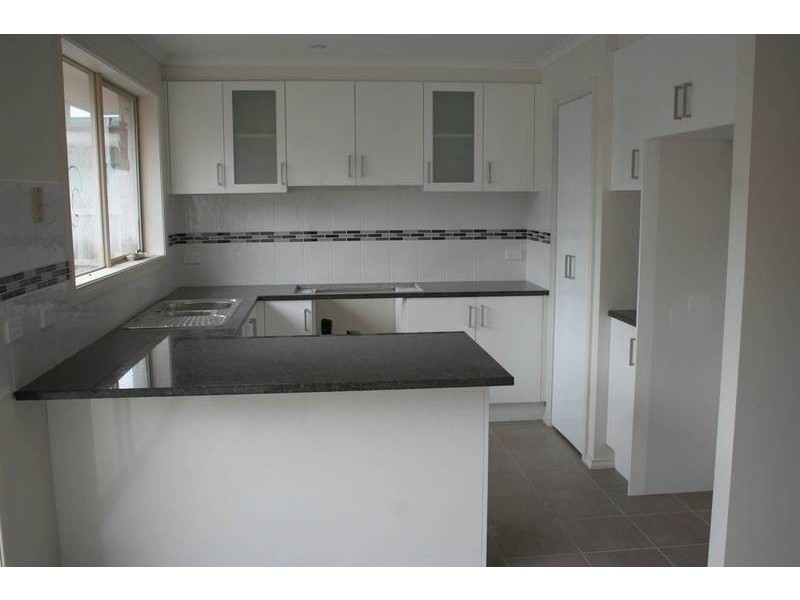 1/3 Athol Court, Langwarrin VIC 3910