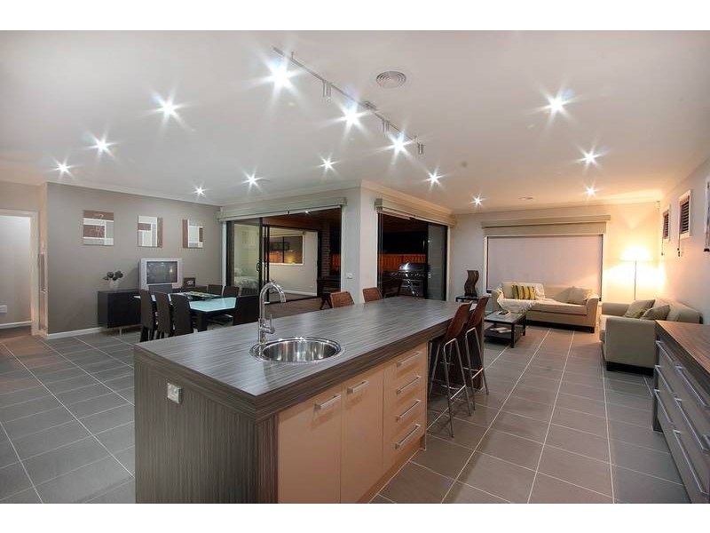 Cranbourne VIC 3977