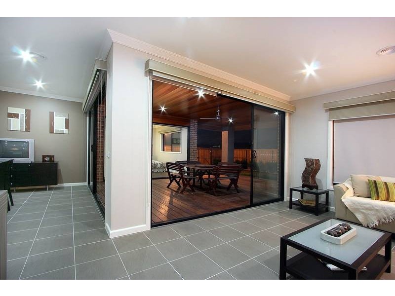 Cranbourne VIC 3977
