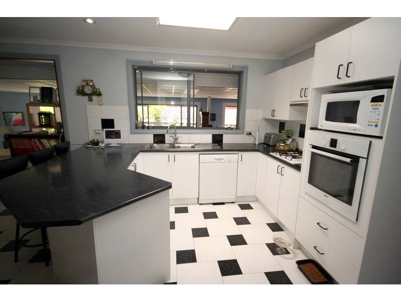 Cranbourne North VIC 3977