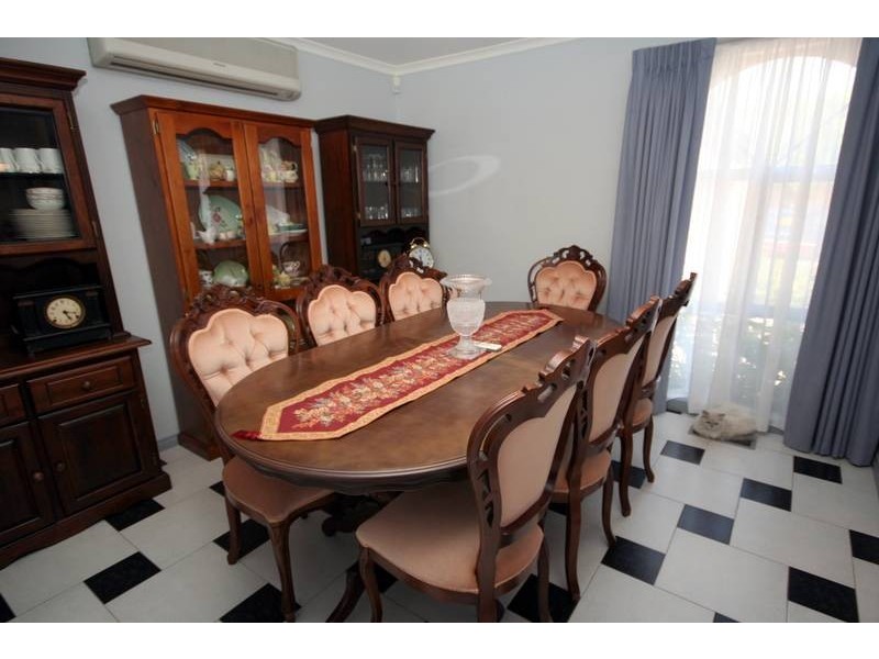 Cranbourne North VIC 3977