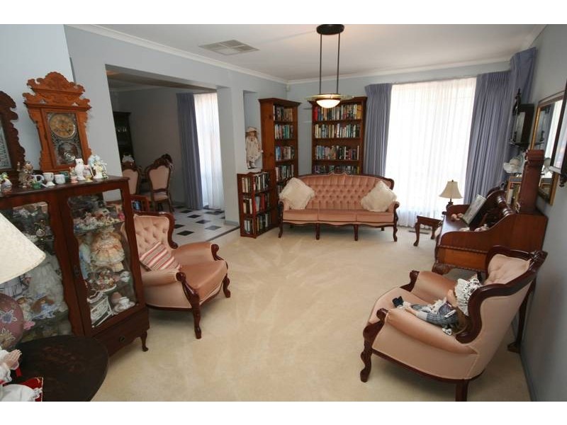 Cranbourne North VIC 3977