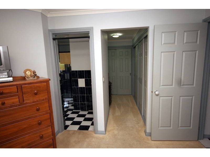 Cranbourne North VIC 3977