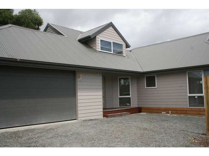 2/16 Bakewell Street, Tooradin VIC 3980