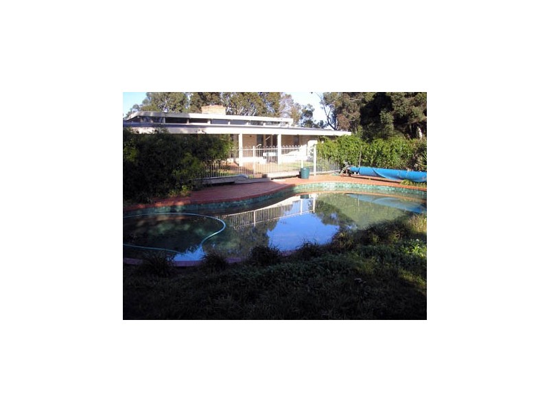 425 Patterson Road, Clyde VIC 3978