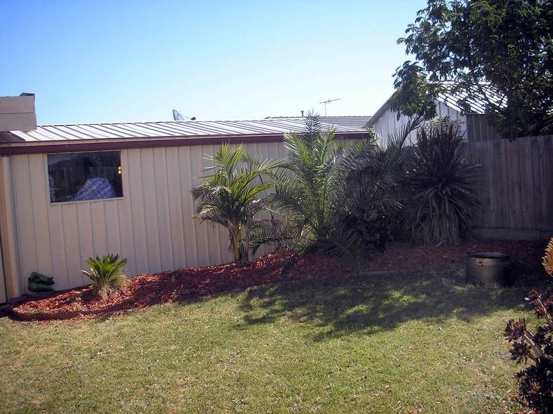 11 Glenaire Cresent, Cranbourne VIC 3977