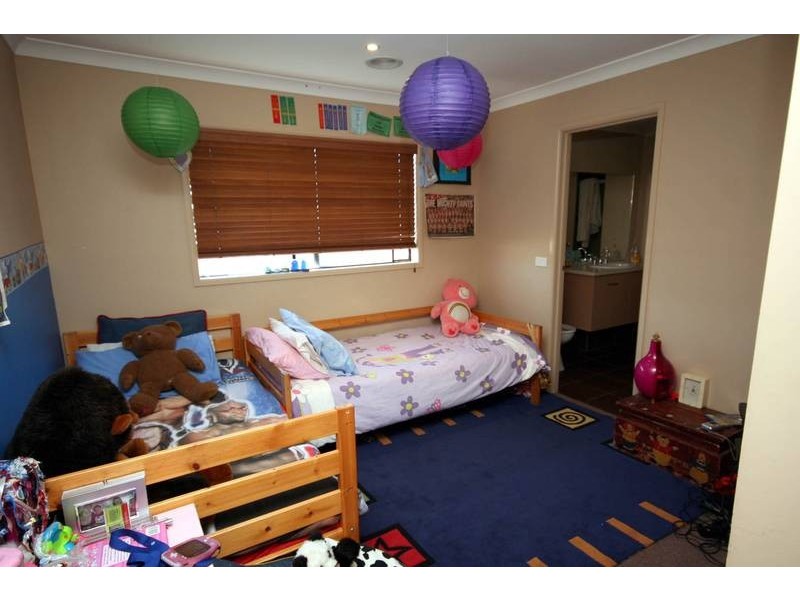 Cranbourne East VIC 3977