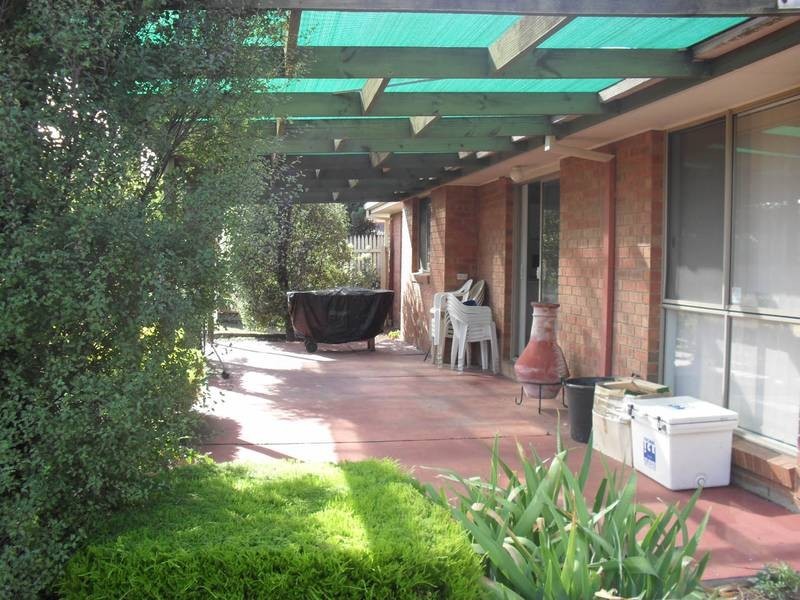 43 Joyce Street, Cranbourne VIC 3977