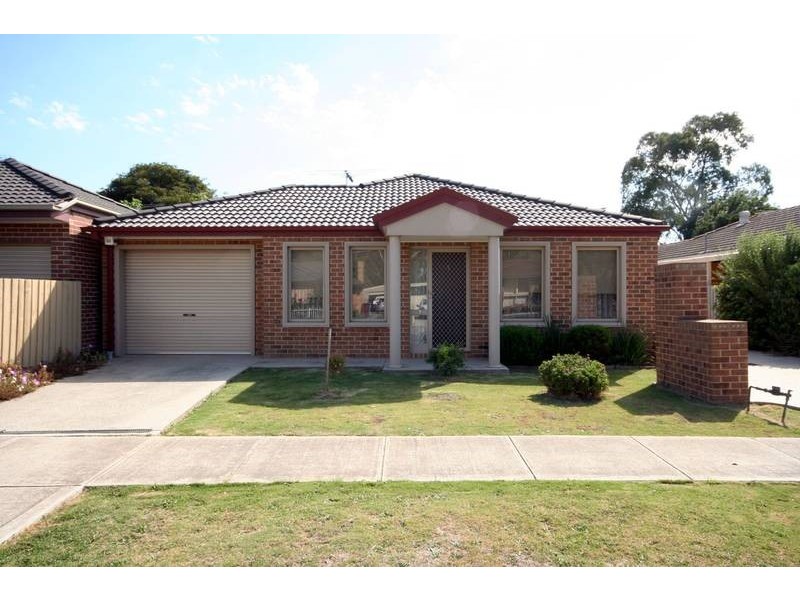 Cranbourne VIC 3977