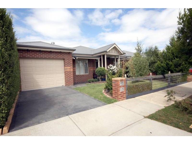 23 Stonehaven Avenue, Cranbourne VIC 3977