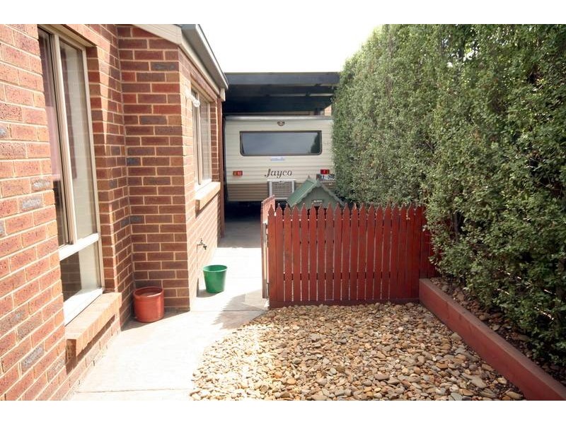 23 Stonehaven Avenue, Cranbourne VIC 3977