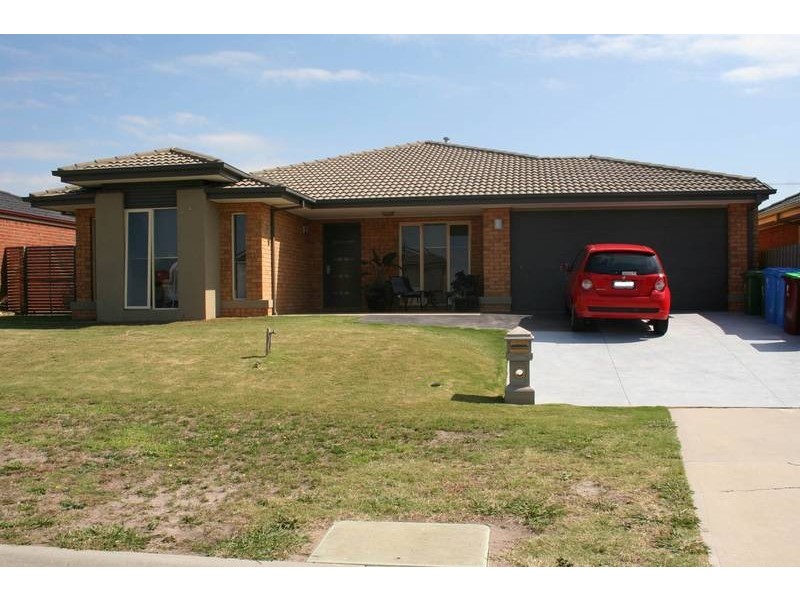 Cranbourne West VIC 3977