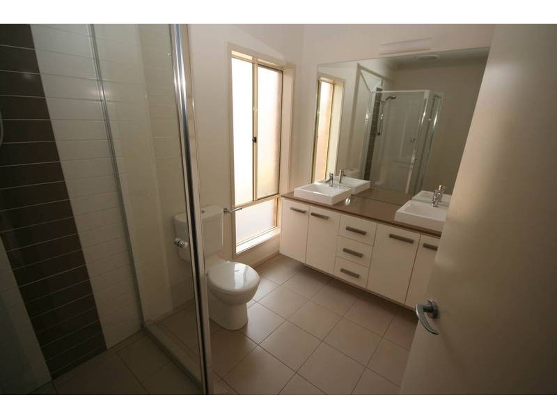 Cranbourne West VIC 3977