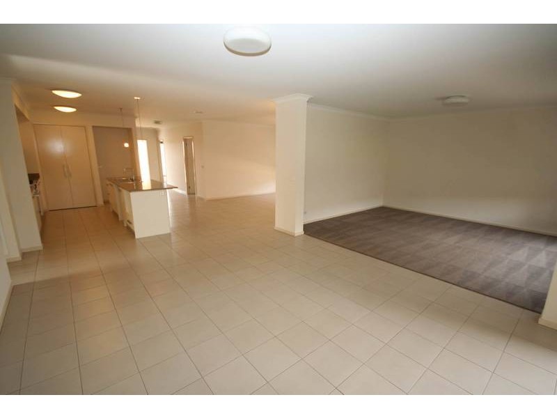 Cranbourne West VIC 3977