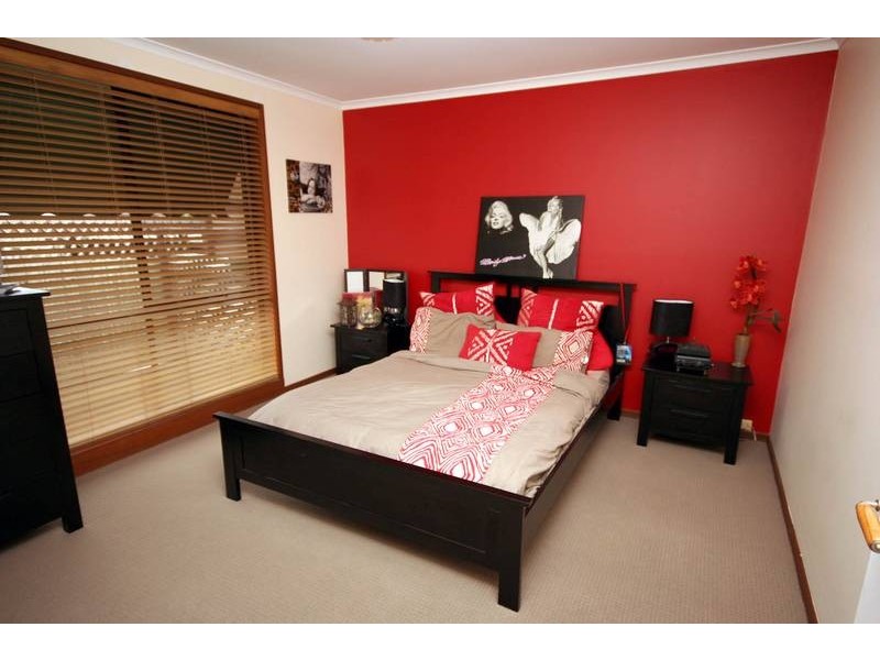 Cranbourne VIC 3977