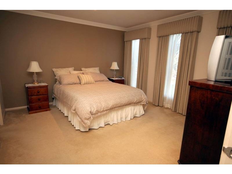 Cranbourne VIC 3977