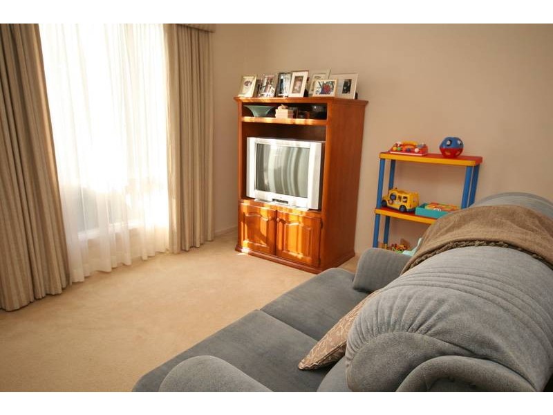 Cranbourne VIC 3977