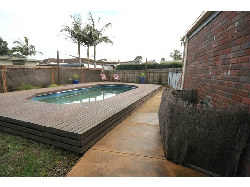 Cranbourne VIC 3977