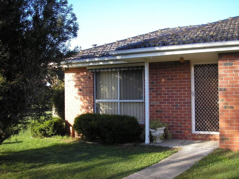 1/9 Fairfield Street, Cranbourne VIC 3977