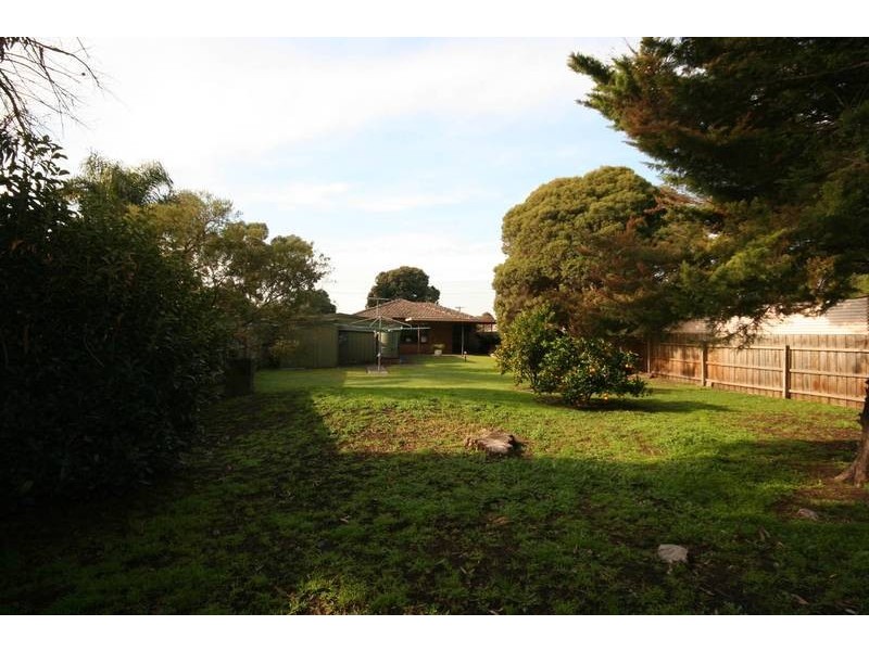 Cranbourne VIC 3977