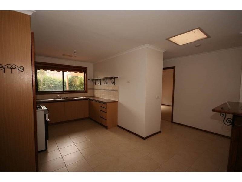 Cranbourne VIC 3977