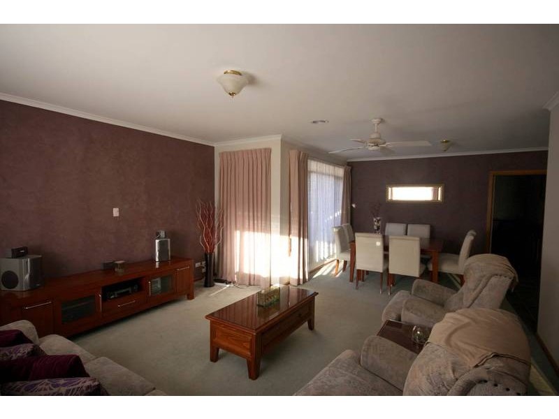 Cranbourne VIC 3977