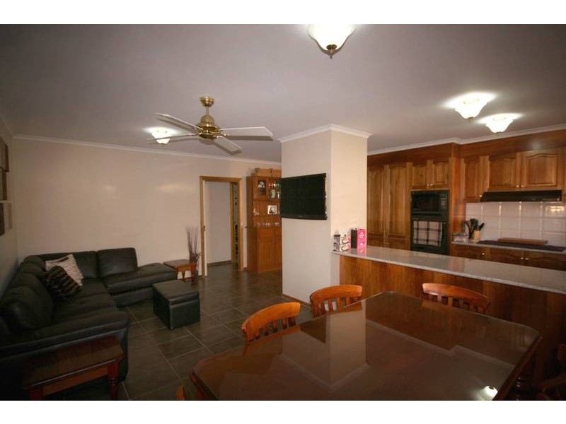 Cranbourne VIC 3977