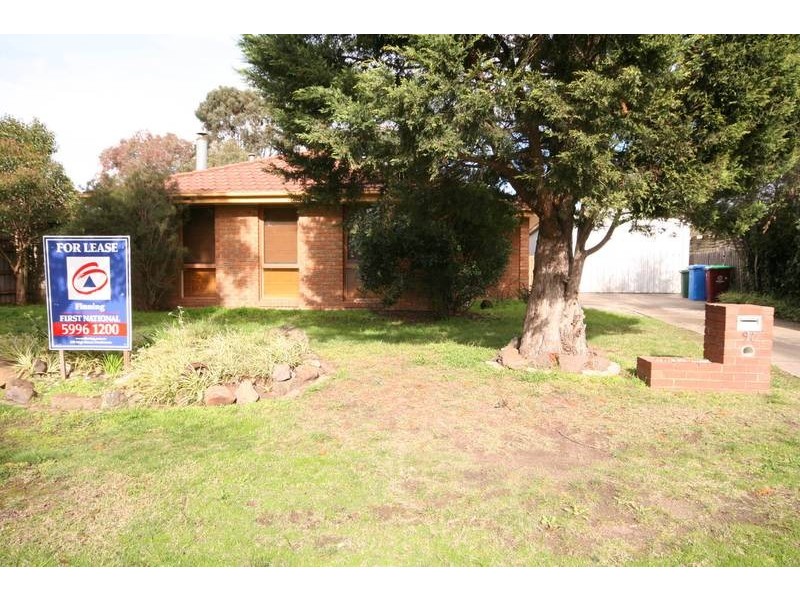 97 Gipps Crescent, Cranbourne VIC 3977