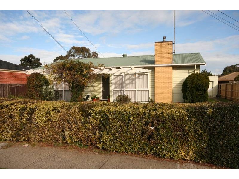 56 Cranbourne Drive, Cranbourne VIC 3977