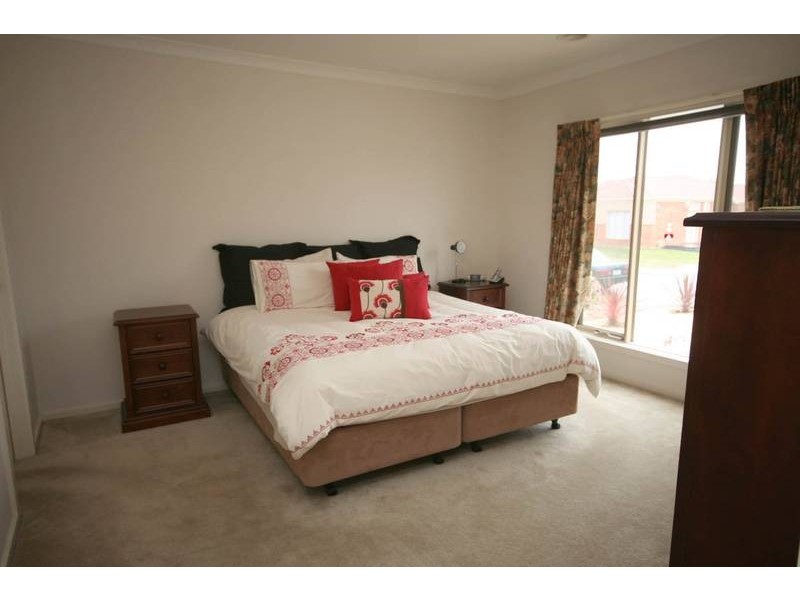 Cranbourne VIC 3977