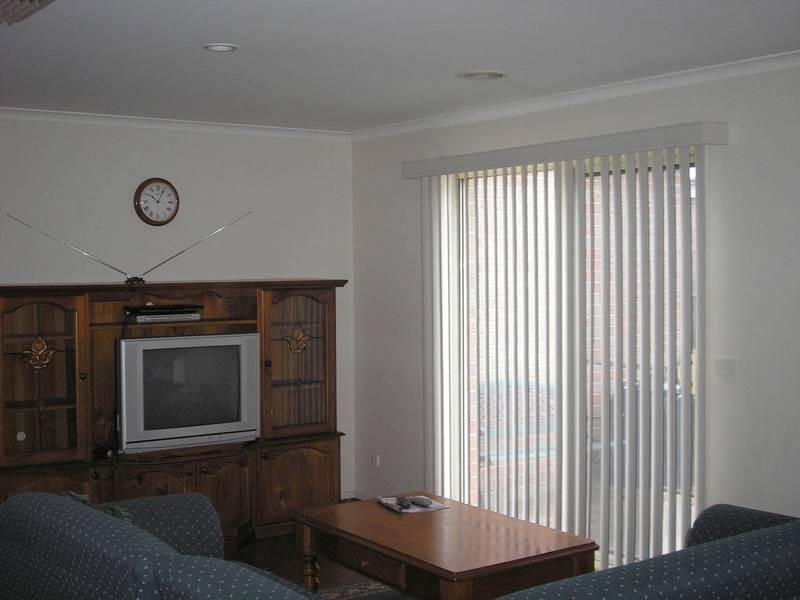 28 Merrijig Avenue, Cranbourne VIC 3977