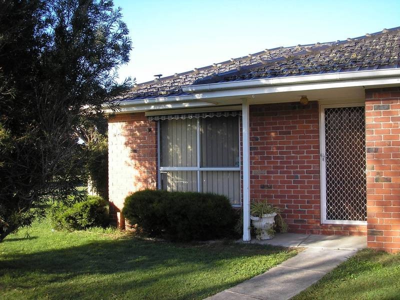 1/9 Fairfield Street, Cranbourne VIC 3977