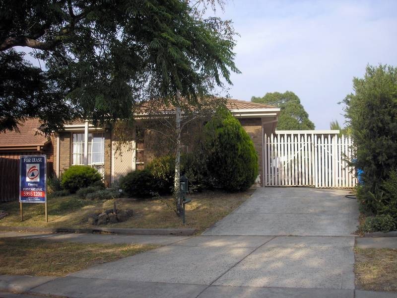 1A Mahogany Avenue, Berwick VIC 3806
