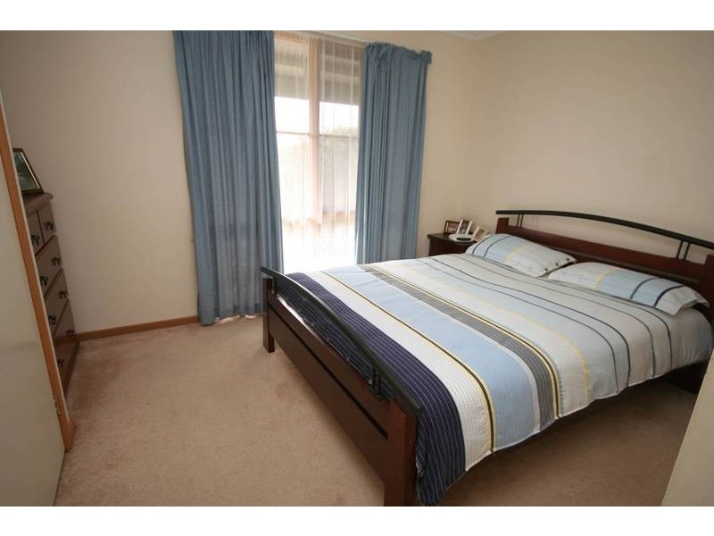 Cranbourne VIC 3977