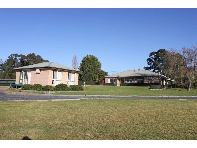Cranbourne VIC 3977