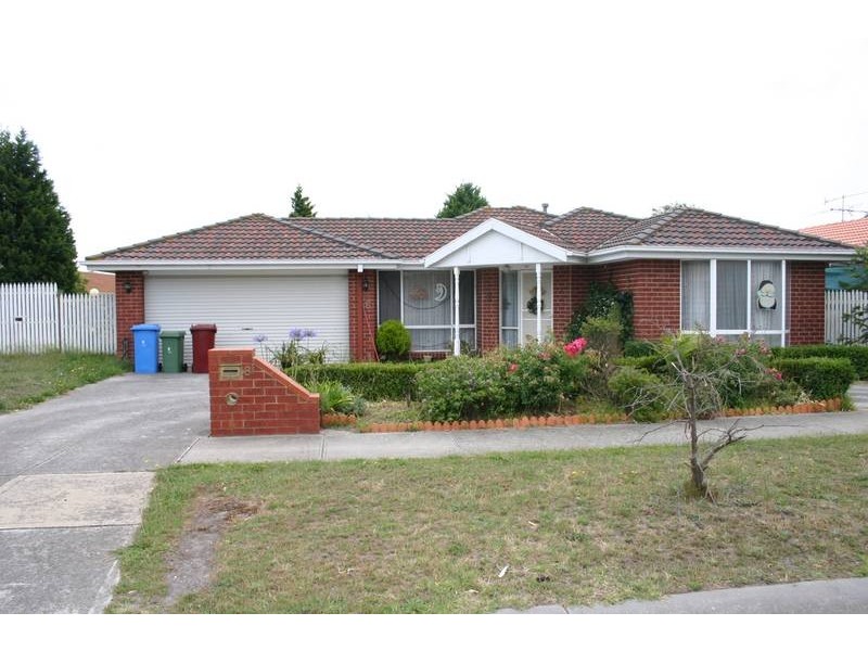 8 Fig Court, Cranbourne VIC 3977