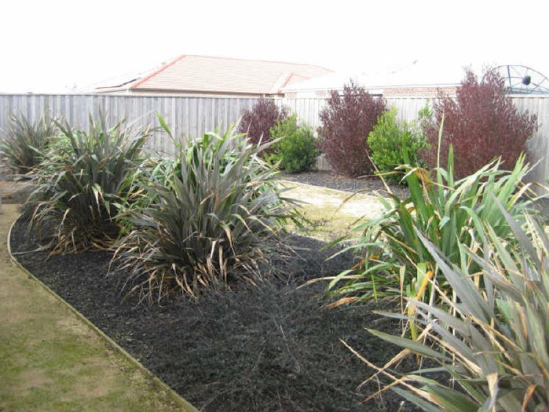 4 Waterbury Street, Cranbourne VIC 3977