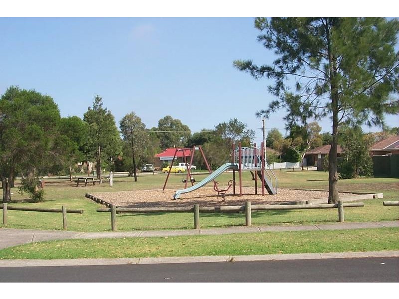 6 Kismet Close, Cranbourne VIC 3977