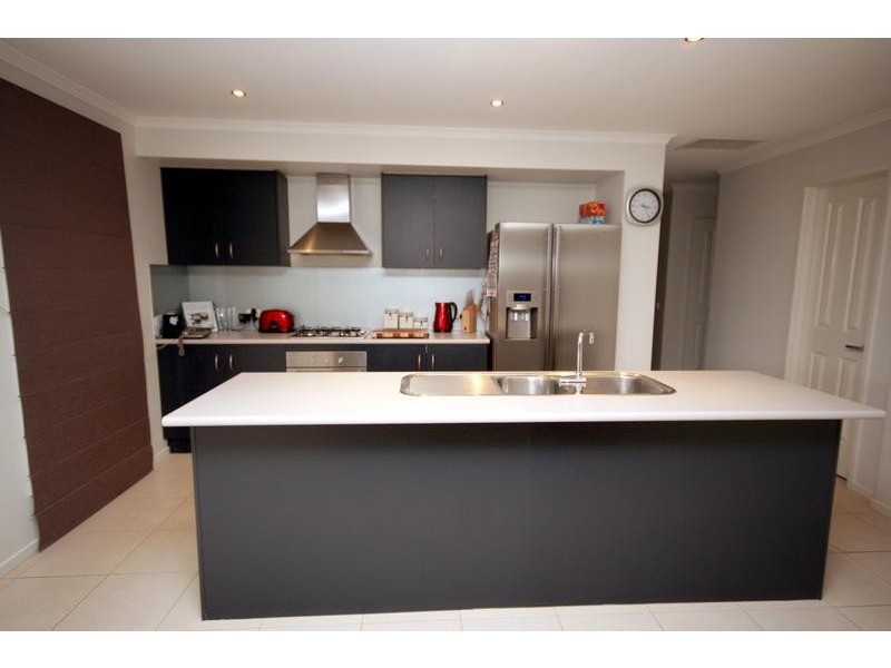 Cranbourne VIC 3977