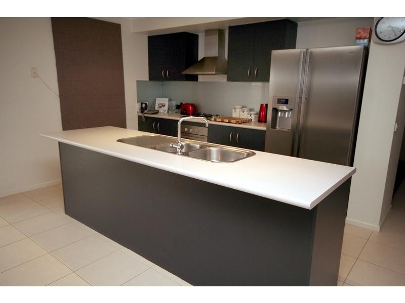 Cranbourne VIC 3977