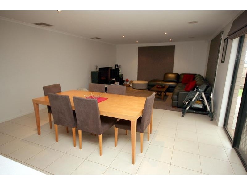 Cranbourne VIC 3977