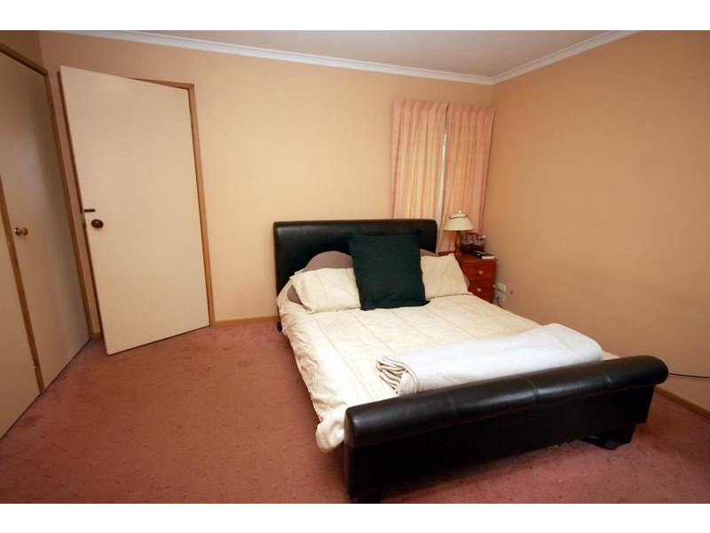 Cranbourne VIC 3977