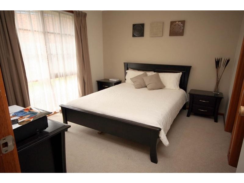 Cranbourne VIC 3977