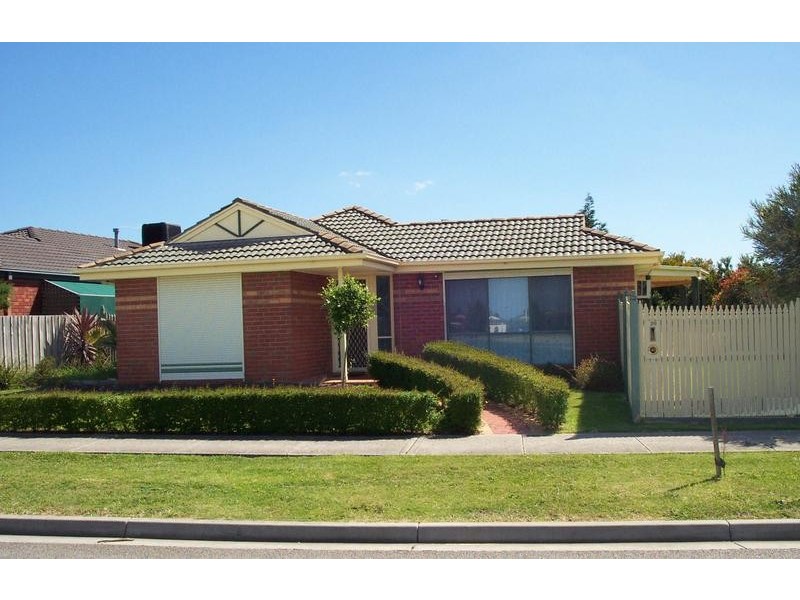 30 Jacinta Drive, Cranbourne VIC 3977